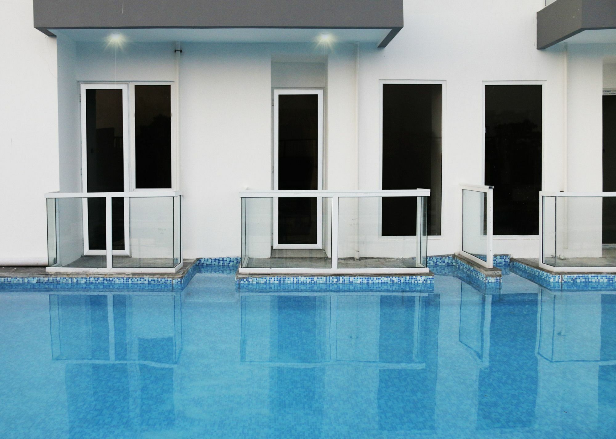 Indoluxe Rent Apartment Maguwo Exterior photo